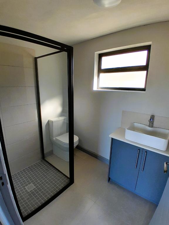 4 Bedroom Property for Sale in Whale Rock Western Cape